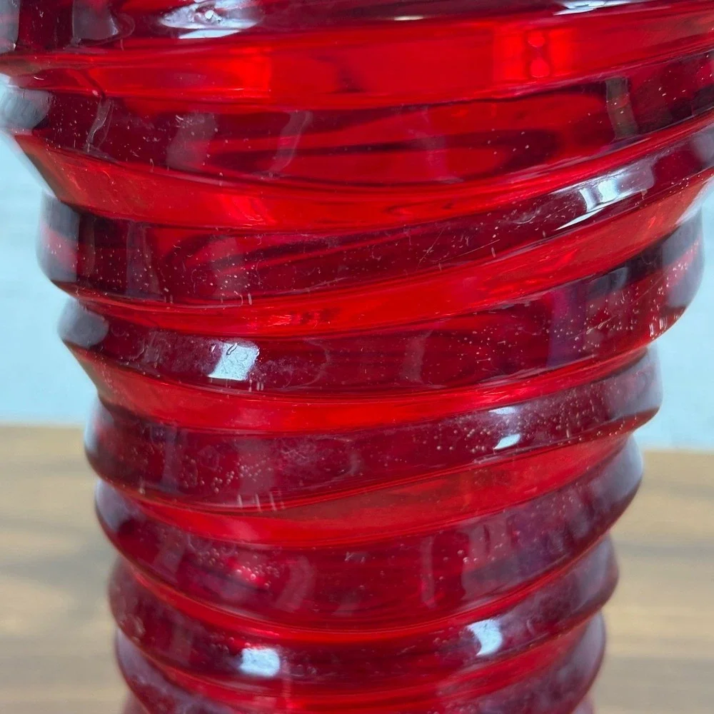 FTD Ruby Red‎ Ribbon Spiral Swirl Glass Vase, Vintage, 9